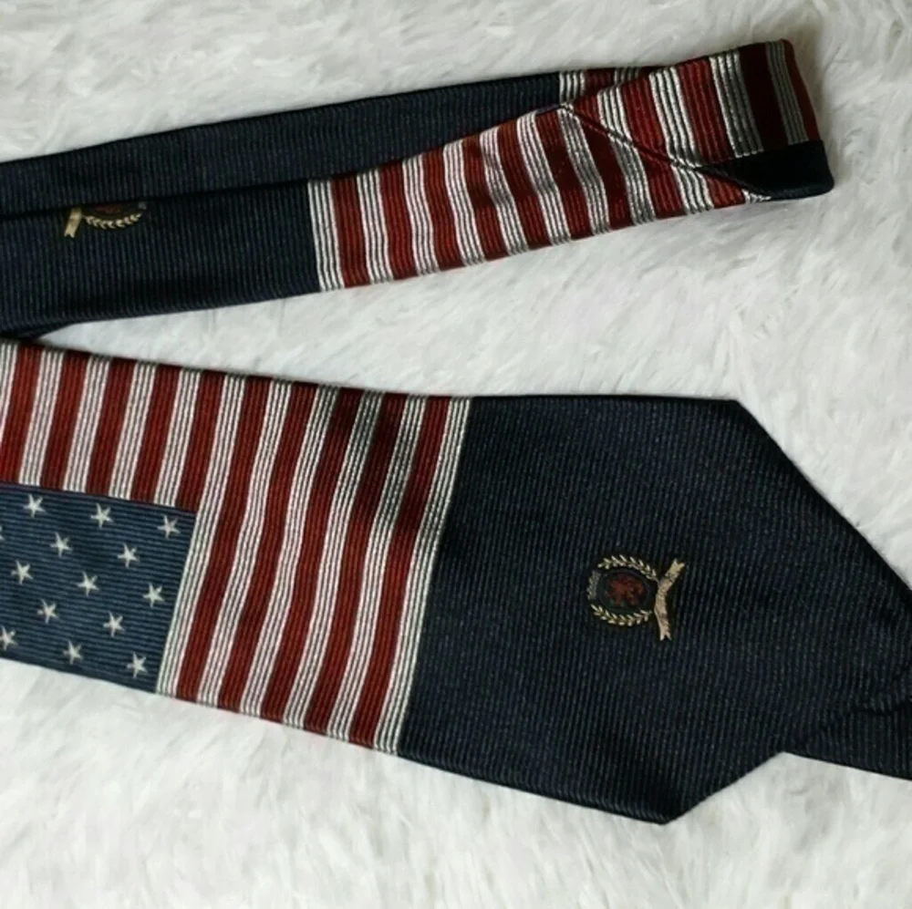 Tommy Hilfiger USA Men's Italian Silk Neck Tie